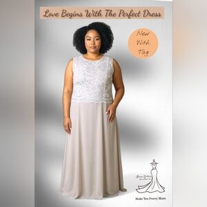 NWT Lace Tulle Wedding Gown Ivory Nude Wedding Dress Size 28